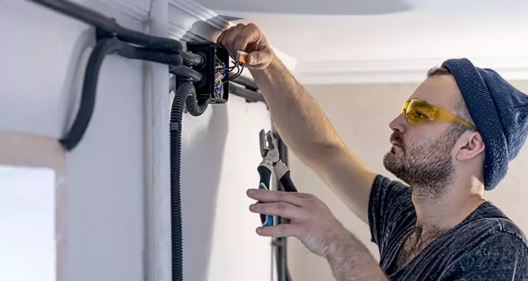 Garage Door Opener Cable Repair in Miami Gardens, FL