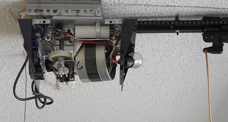 Emergency Garage Door Opener Repair in Miami Gardens, FL