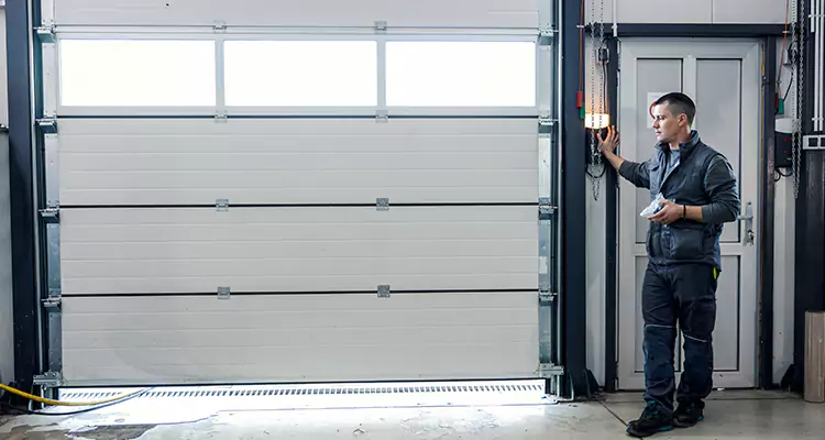 Modern Overhead Door Repair in Miami Gardens, FL