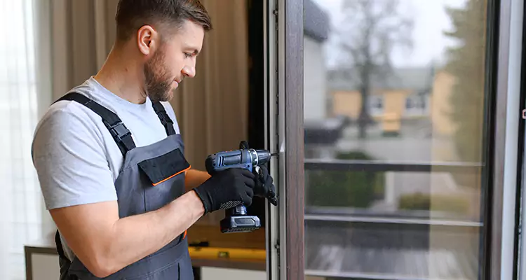 Sliding Screen Door Handle Repair in Miami Gardens, FL