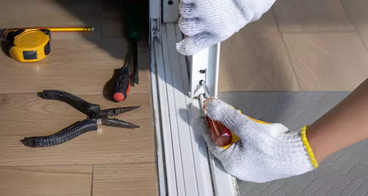 Screen Door Wheel Replacement in Miami Gardens, FL