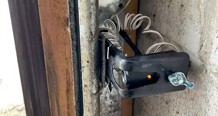 Fix Broken Garage Door Sensor in Miami Gardens, FL