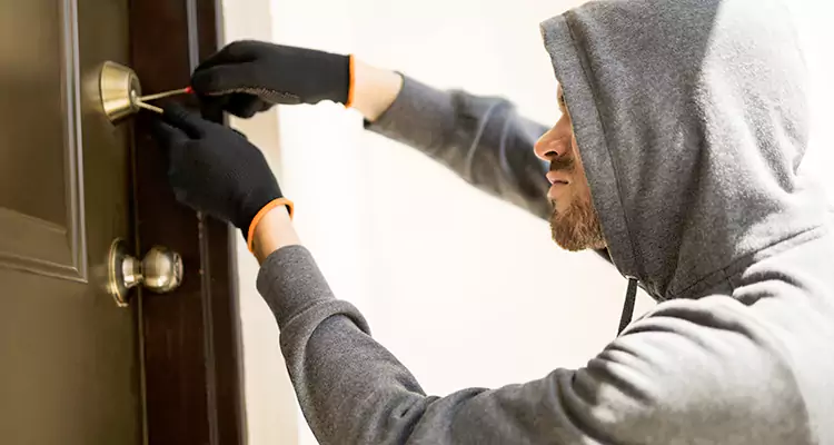 Emergency Motel Lock Repairs—Available 24/7 in Miami Gardens, FL