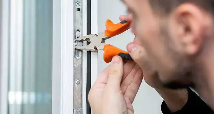 Patio Door Latch Repair in Miami Gardens, FL