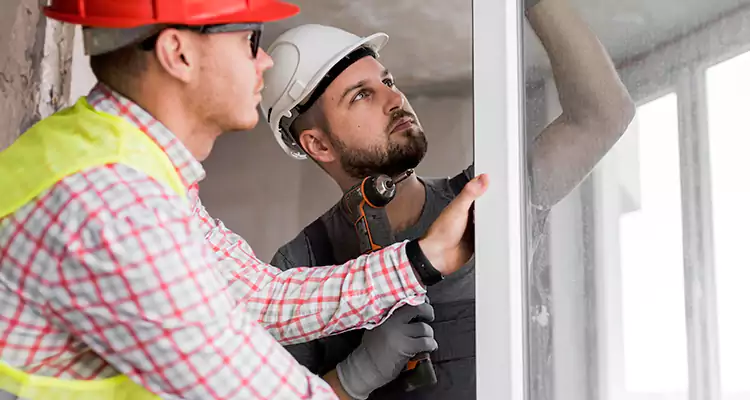 Sliding Patio Door Sticking? Expert Repair in Miami Gardens, FL.