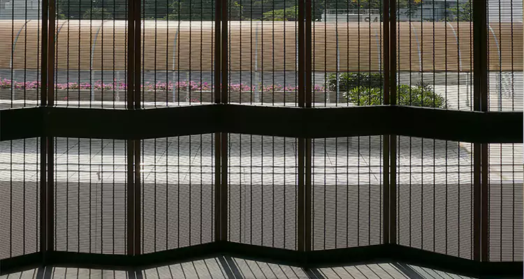 Front Screen Door Repair in Miami Gardens, FL