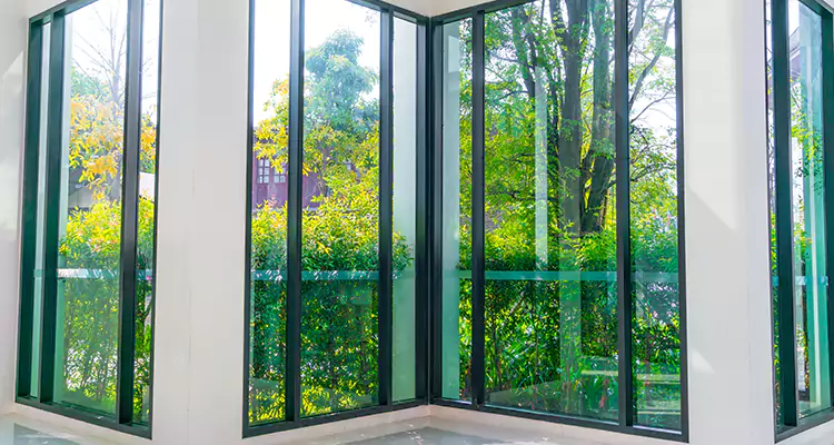 Folding Glass Balcony Door Repair in Miami Gardens, FL