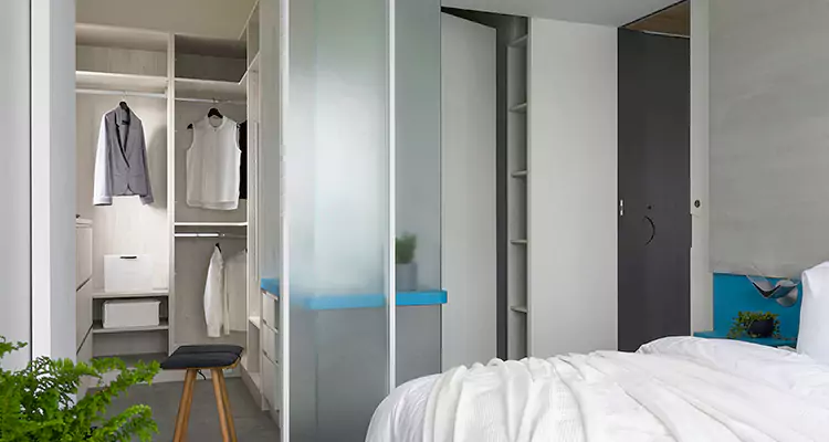 Closet Door Bi Fold Installation in Miami Gardens, FL